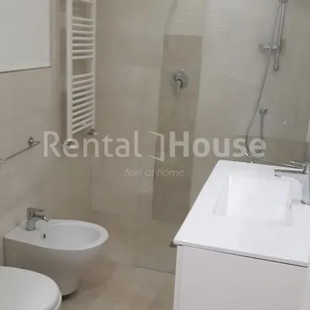 Loft Open Indipendente All'interno Di Un Cortile Апартаменты Милан